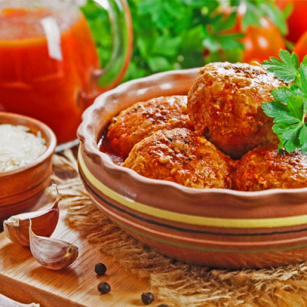 Moroccan meatballs in tomato sauce