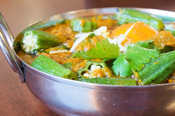 Okra curry with coconut milk - Bhindi Sabzi